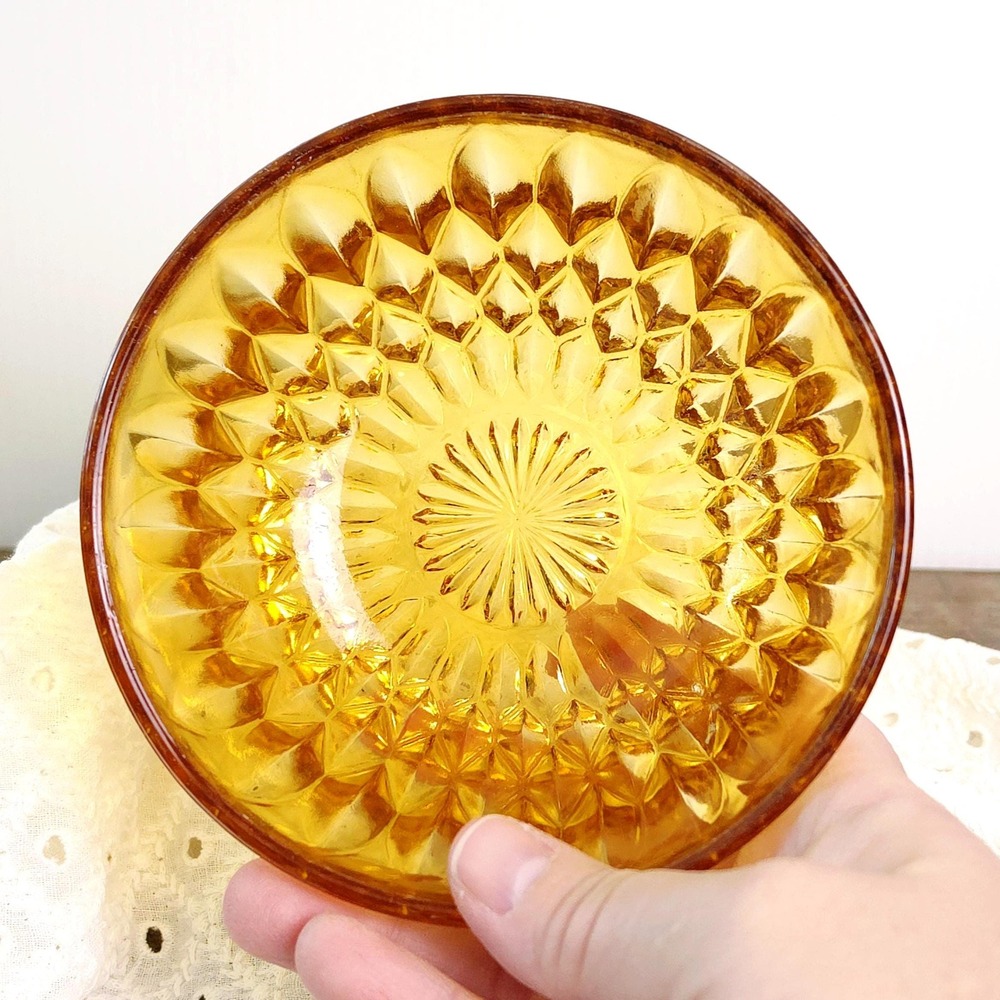 Vintage Indiana Glass Mount Vernon Amber Bowl with Starburst Bottom